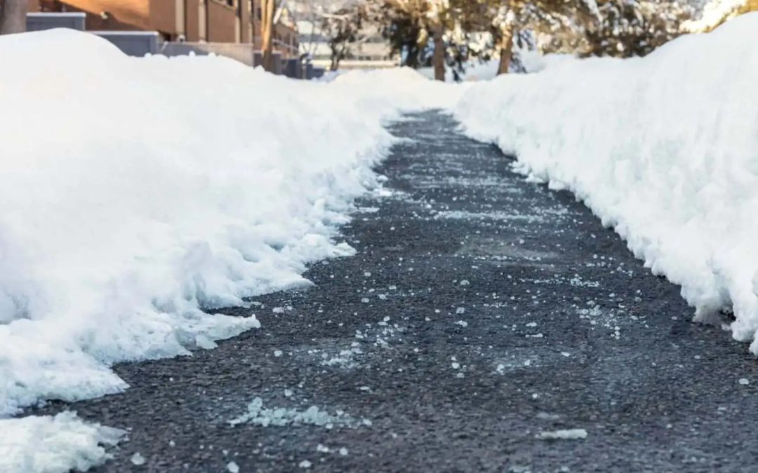 How Consistent Industrial Salt Supply Improves Operational Efficiency